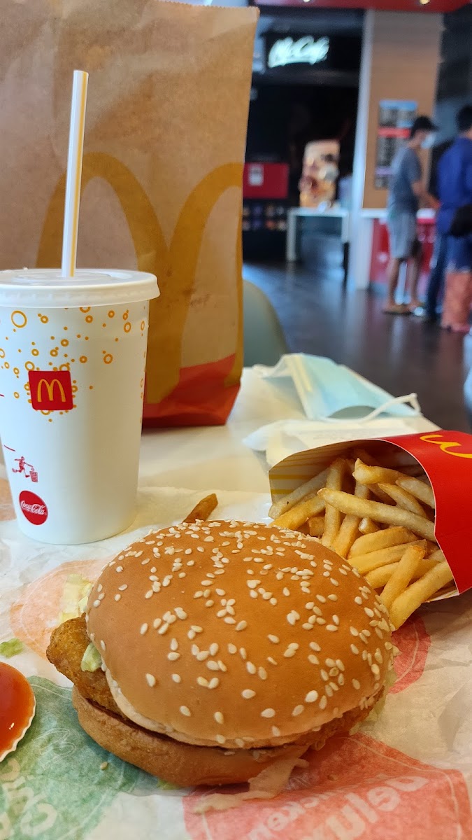 Mcdonald's Seri Iskandar Dt-9