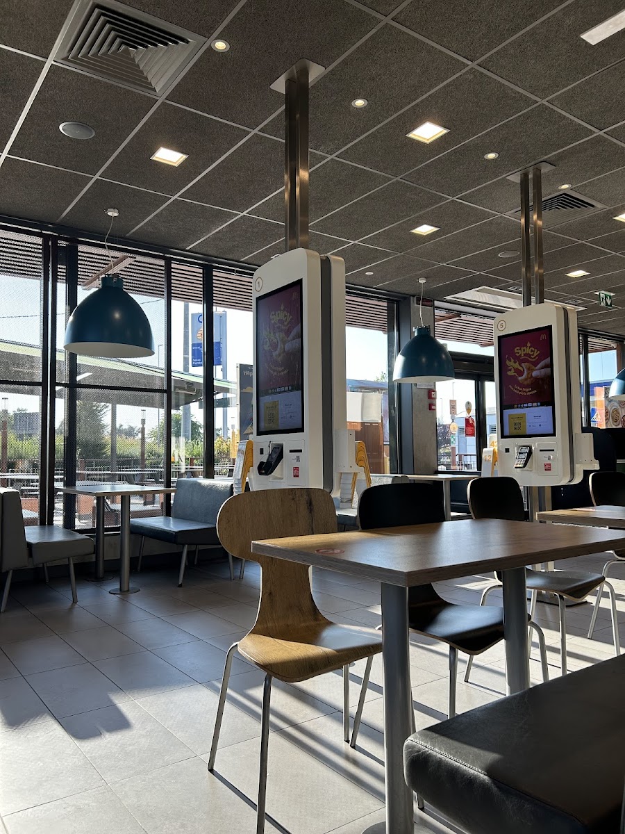 Mcdonald’S Valenza-7