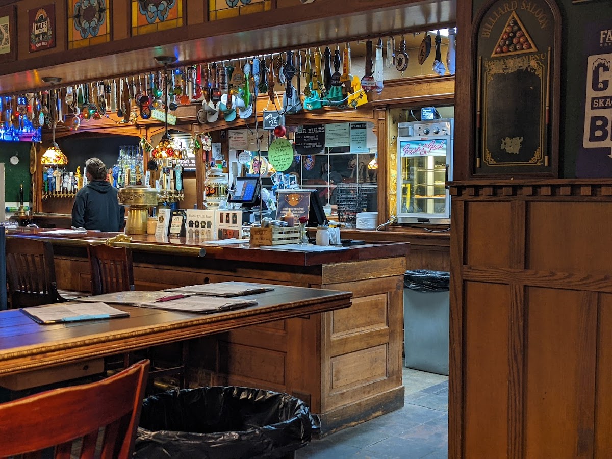 Mckay's Taphouse-3
