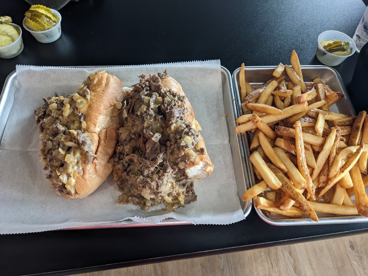 Meatheadz Cheesesteaks-5