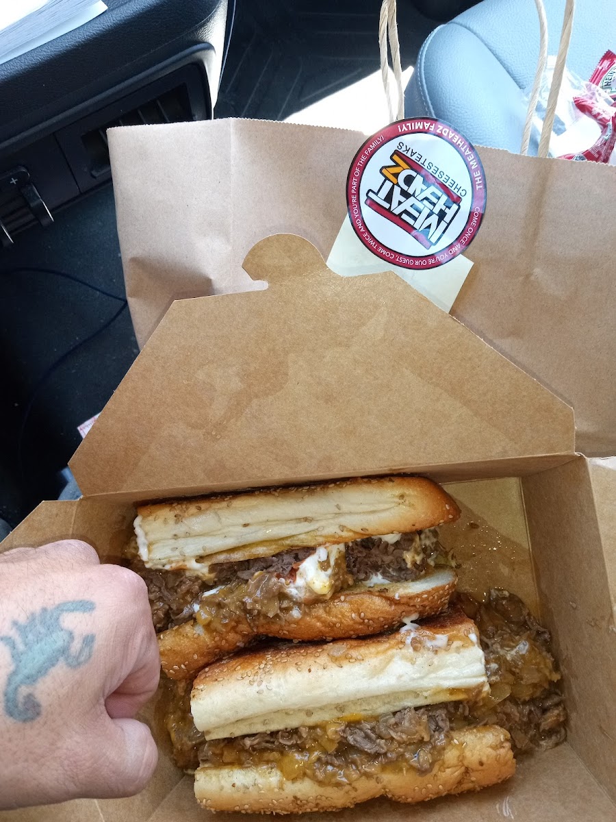 Meatheadz Cheesesteaks-9