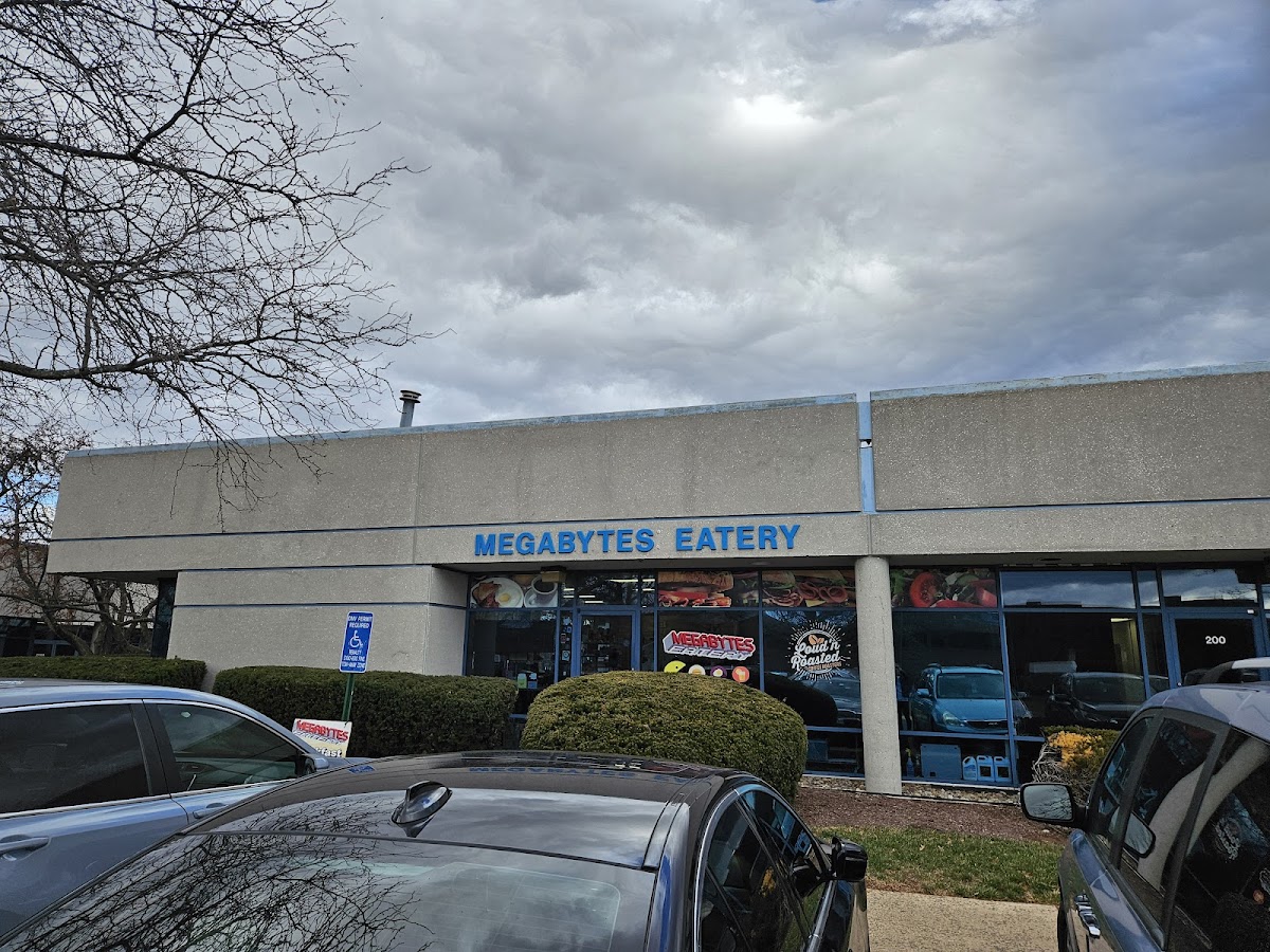 Megabytes Eatery-2