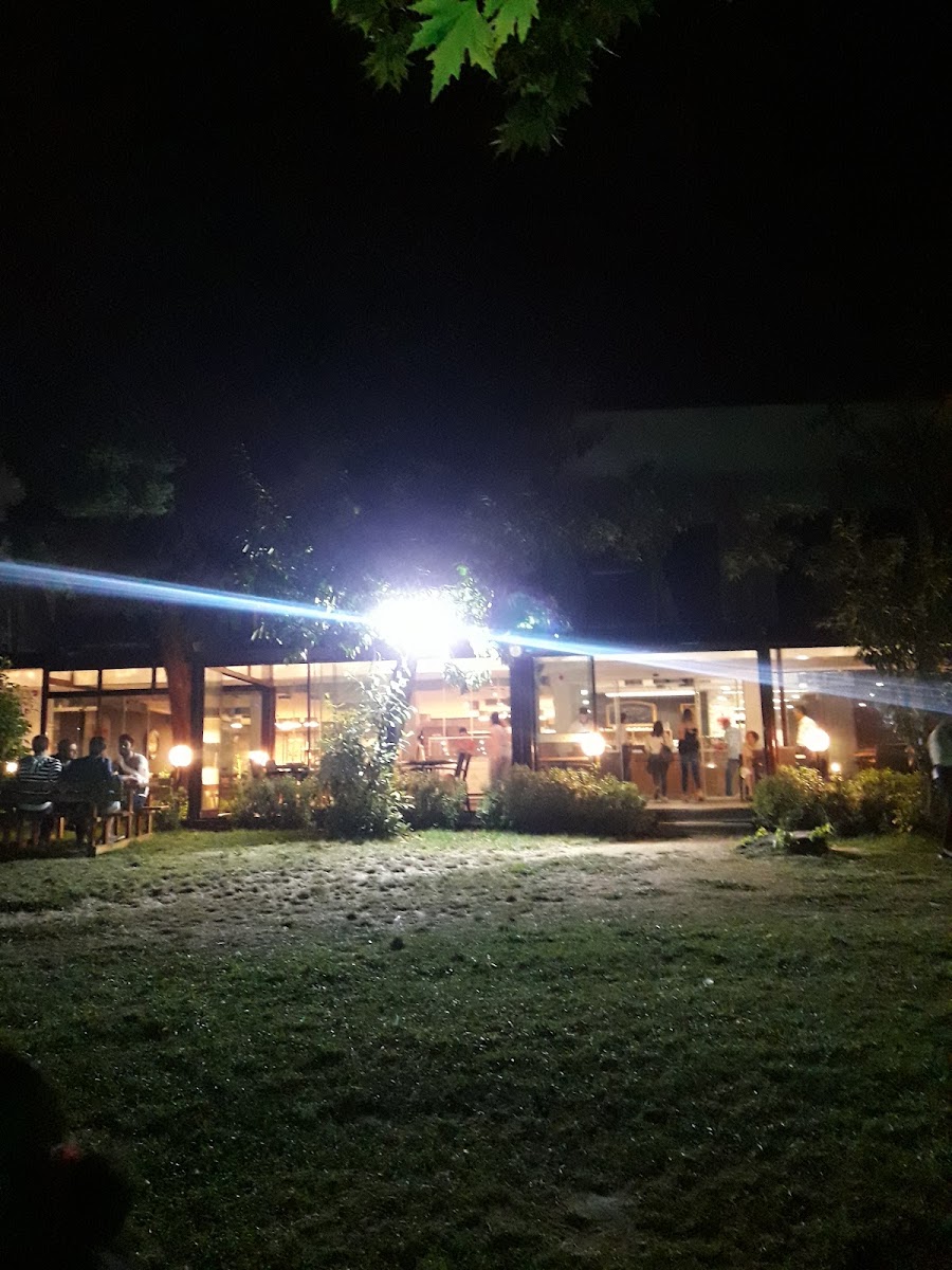 Mela Rossa Restaurant-3