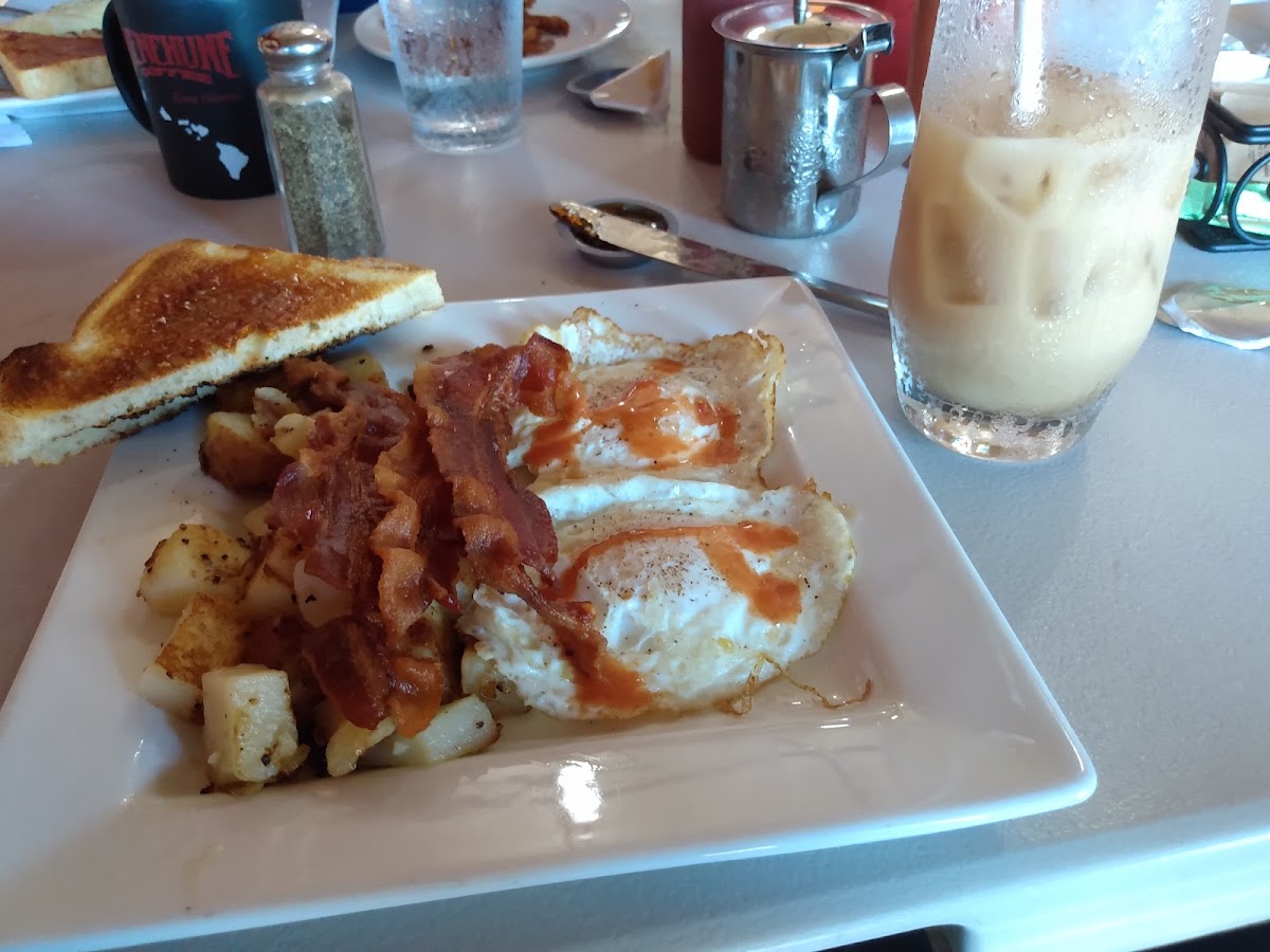 Menehune Coffee Company-10