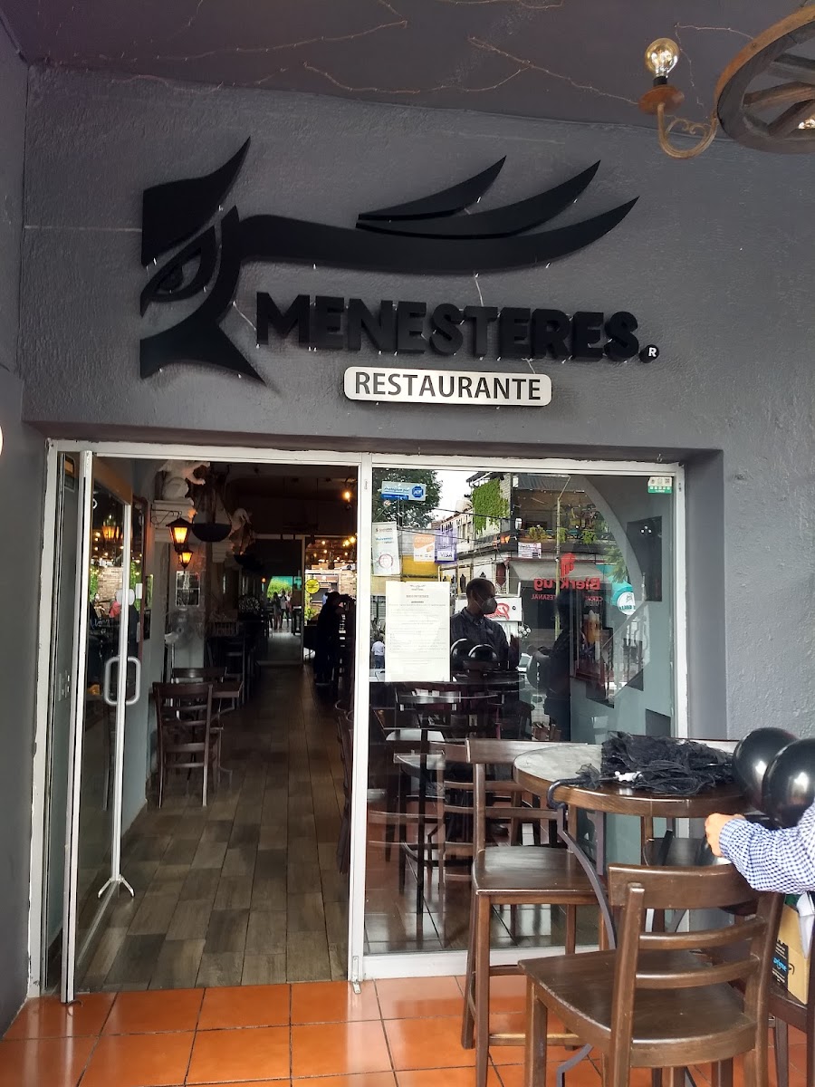 Menesteres