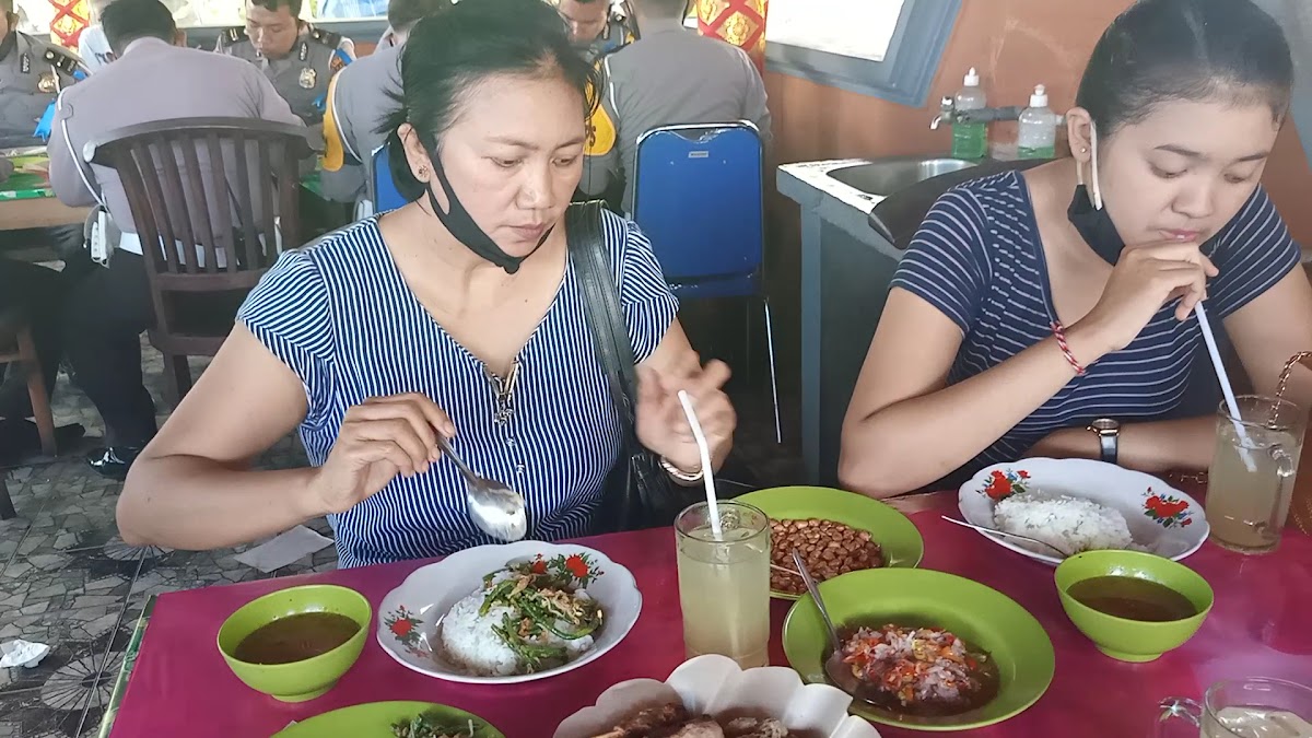 Merta Sari Restaurant Pesinggahan-2