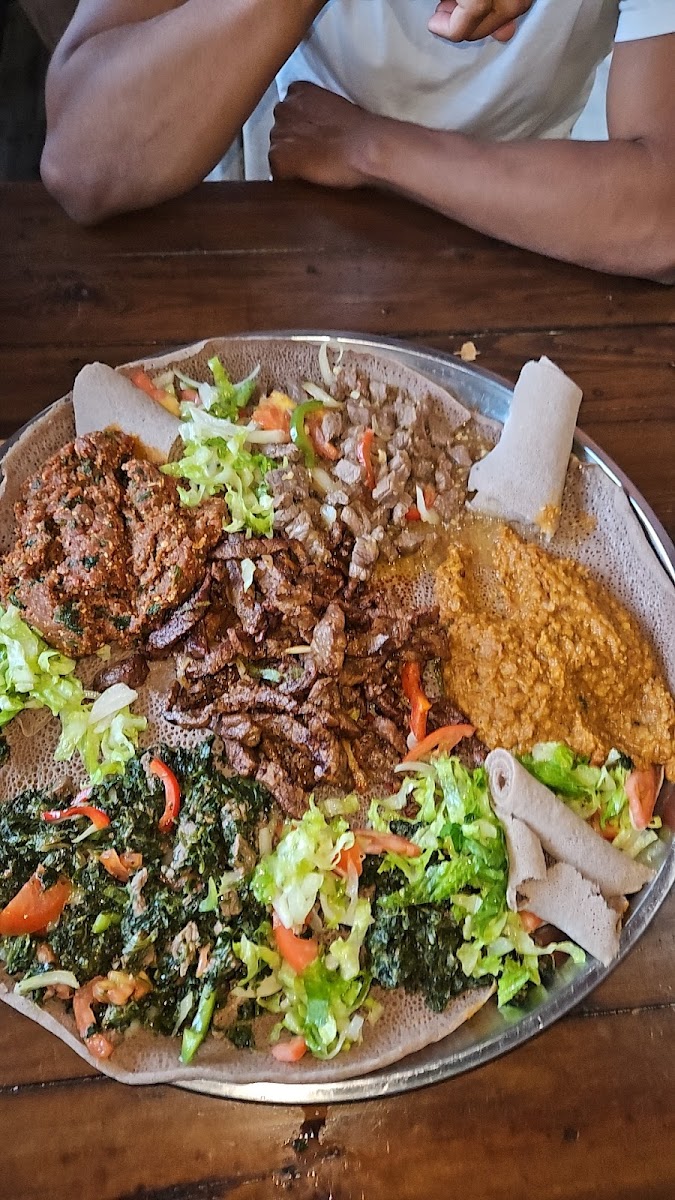 Mesobena Restaurant-9
