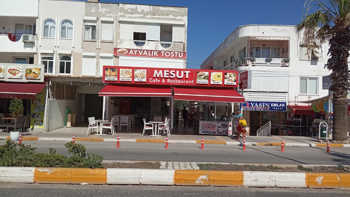 Mesut Cafe