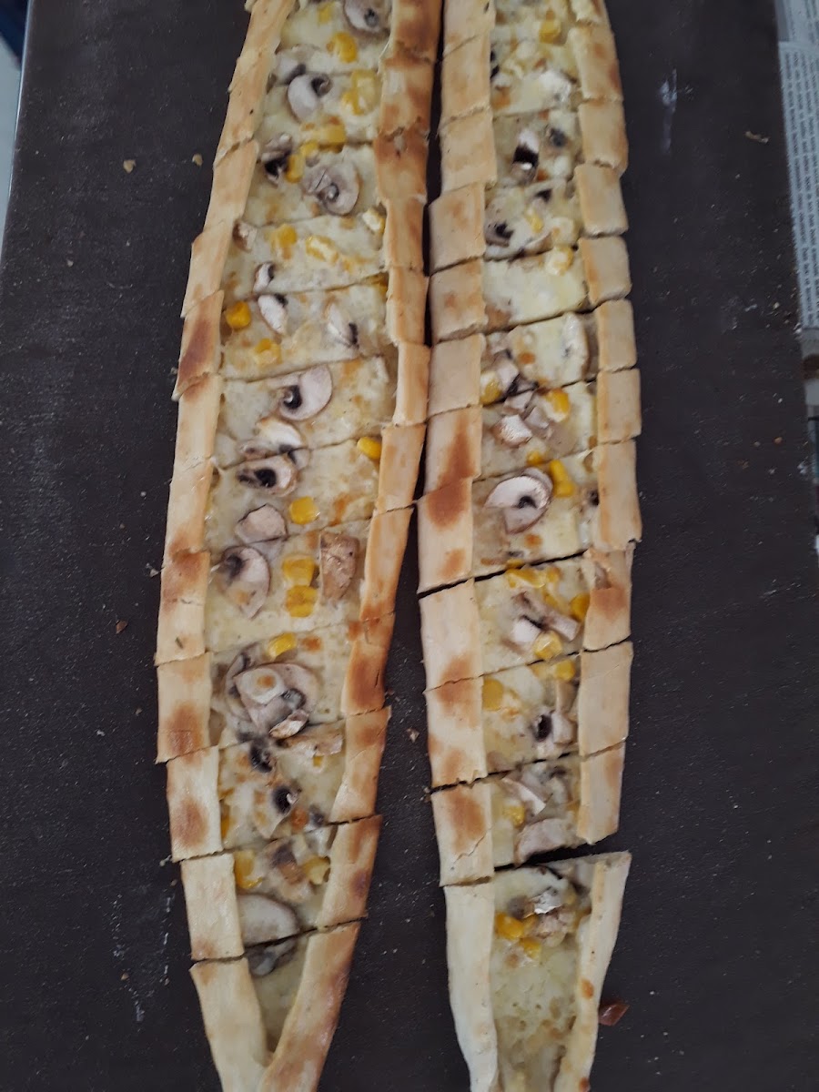 Metin Pide Pizza-10