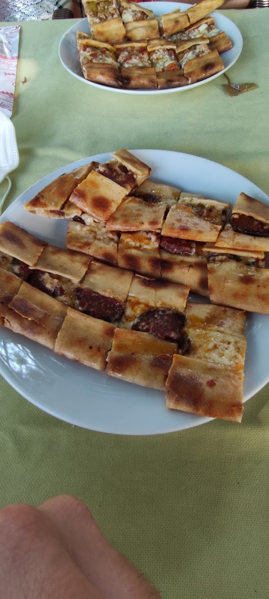 Metin Pide Pizza-6