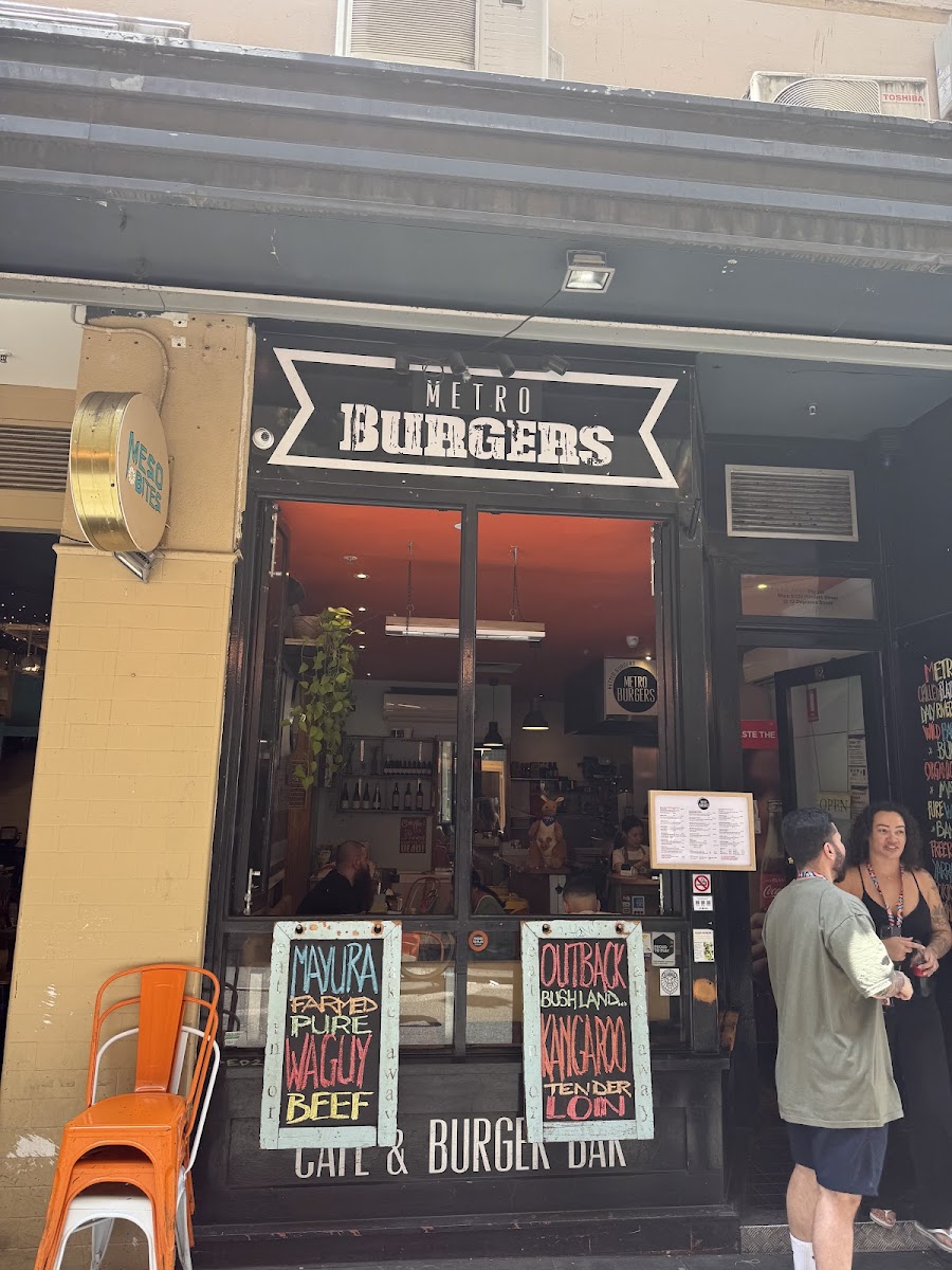 Metro Burgers-3