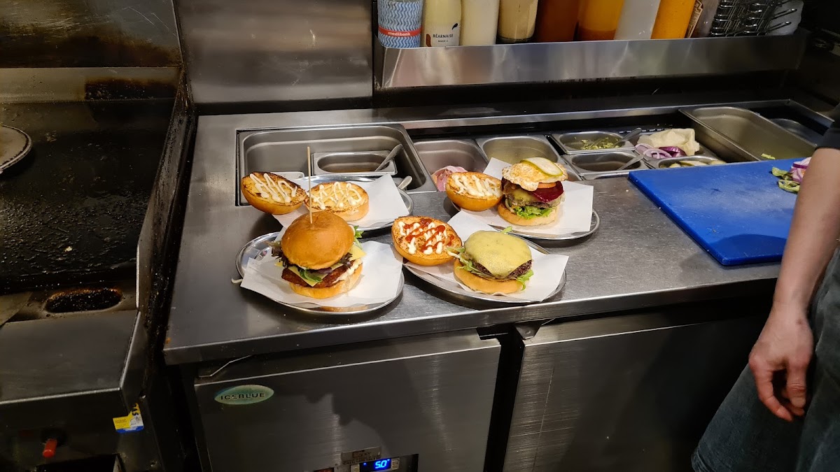 Metro Burgers-5