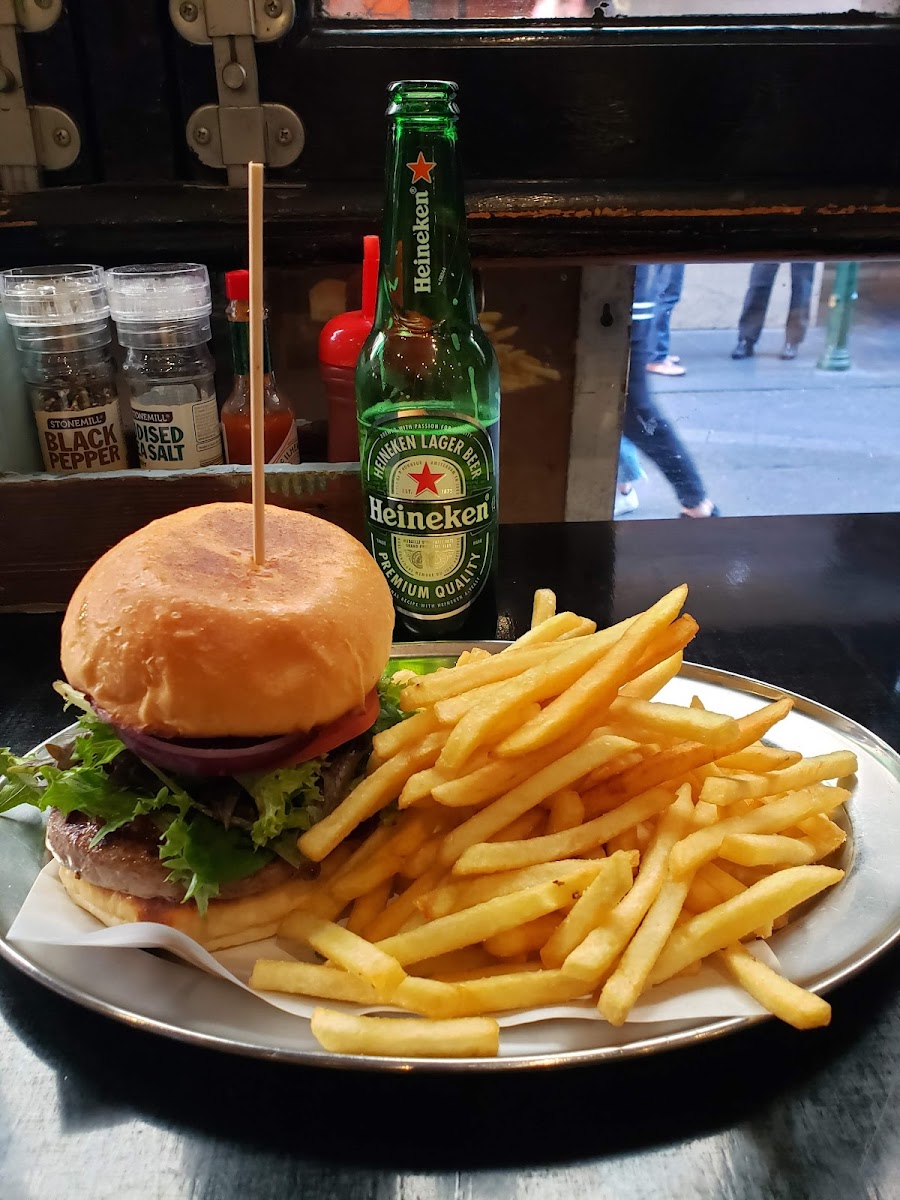 Metro Burgers-9
