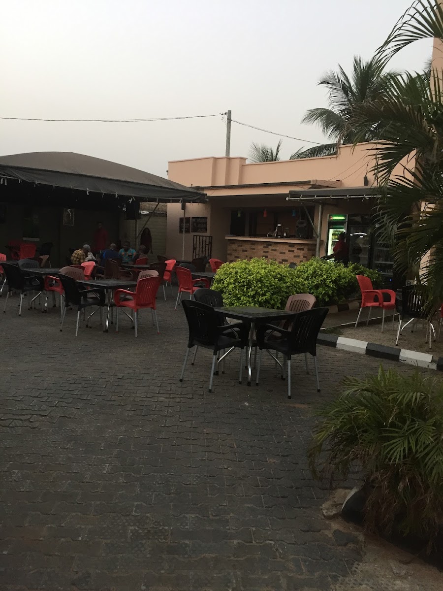 Metro Cafe, Karoke, Night Club, Gym-4