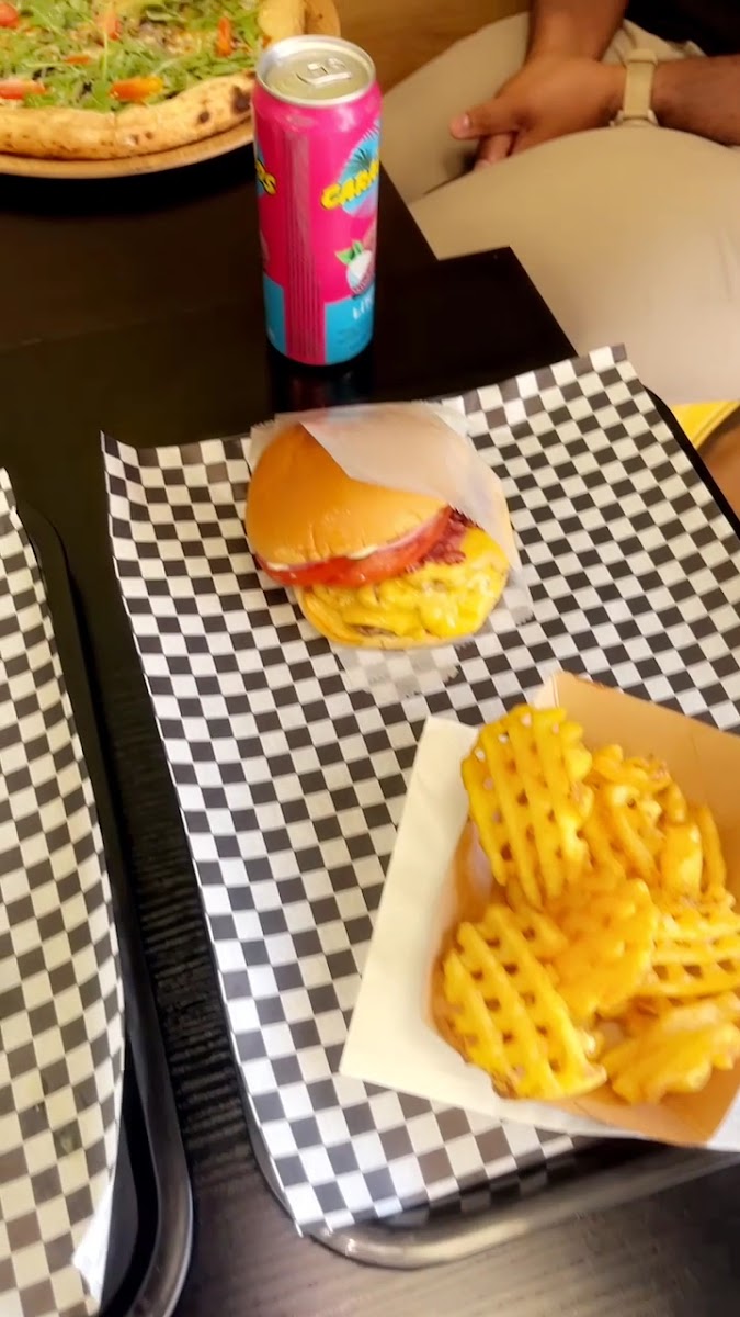 Meytiz Pizza & Smash-2