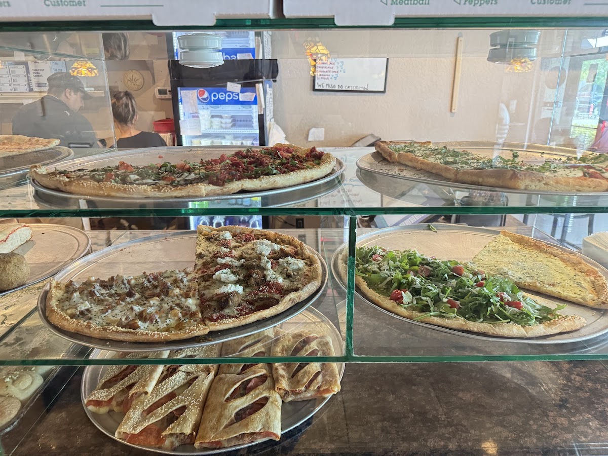 Mezzaluna Pizzeria At Town Center
