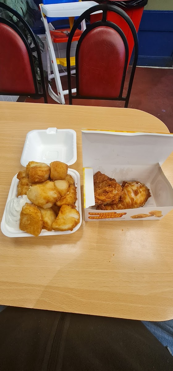 Mfc Pizza & Fried Chicken-10