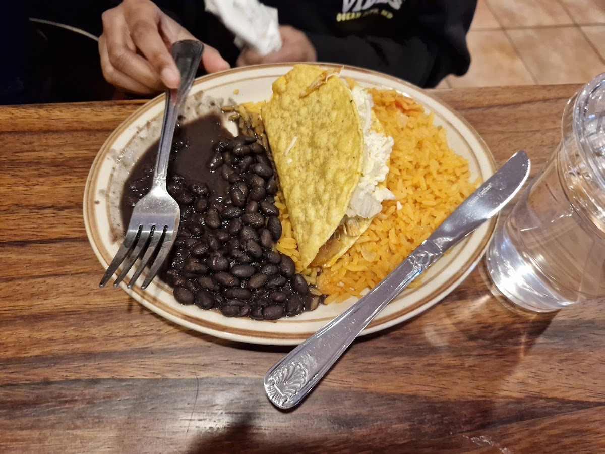 Mi Azteca Mexican Restaurant-5