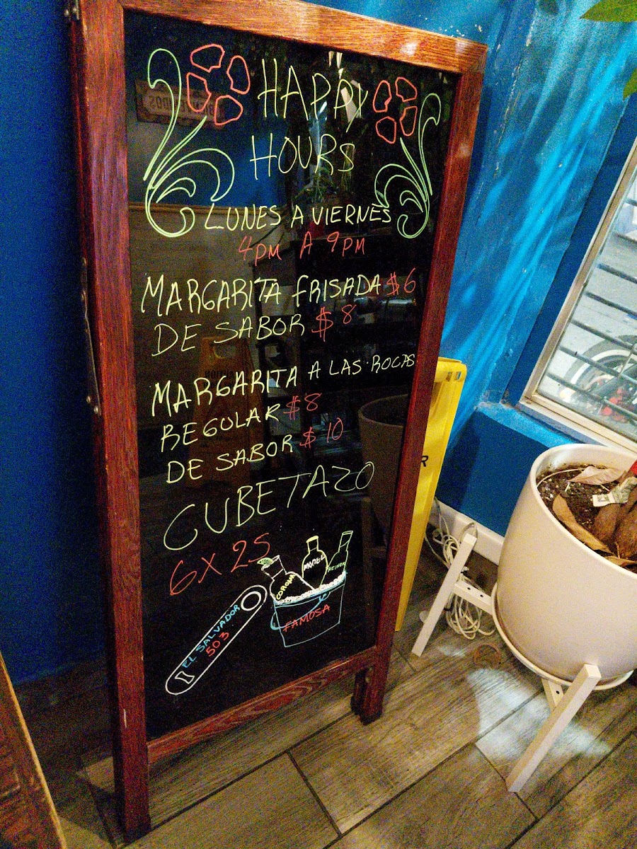 Menu Mi Pequeño El Salvador Restaurant-7