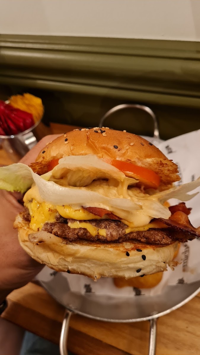 Michellis Burger-9