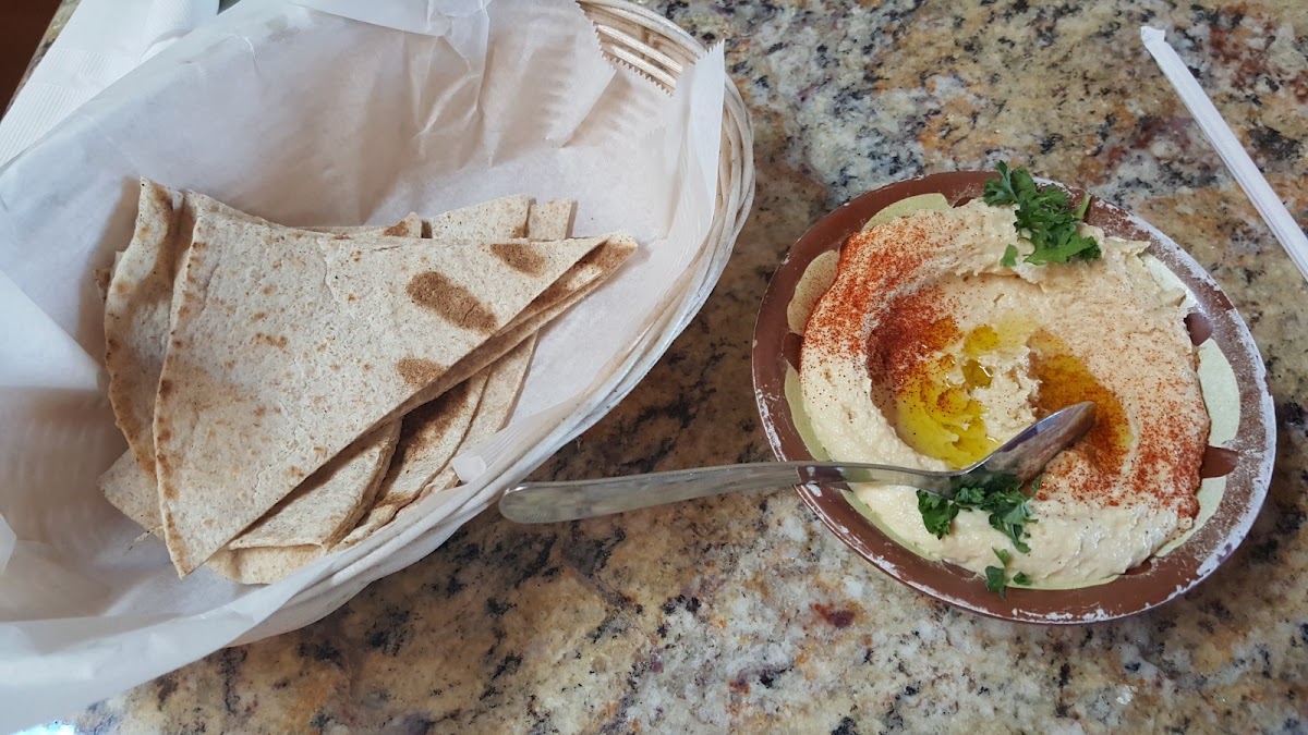 Micho'z Fresh Lebanese Grill-7