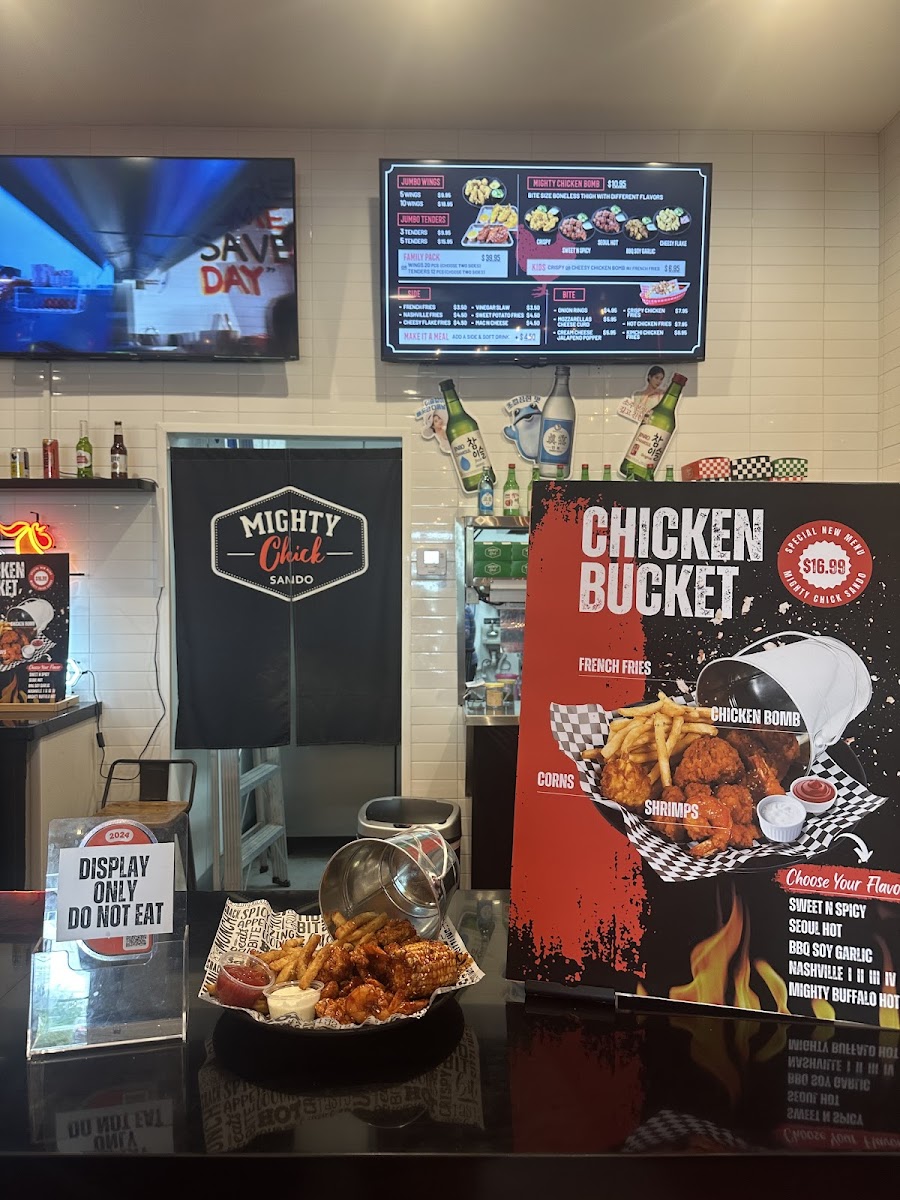 Menu Mighty Chick Sando-2
