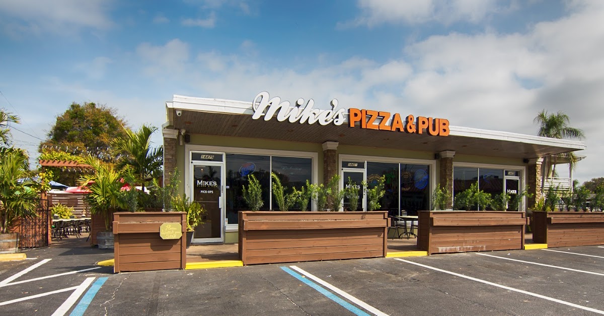 Mike's Pizza And Pub