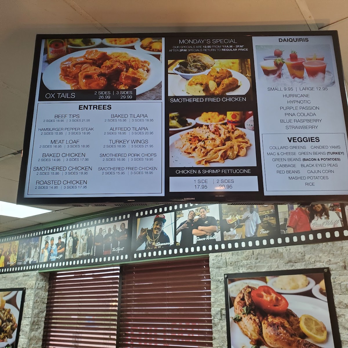 Menu Mikki's Soul Food Cafe-9