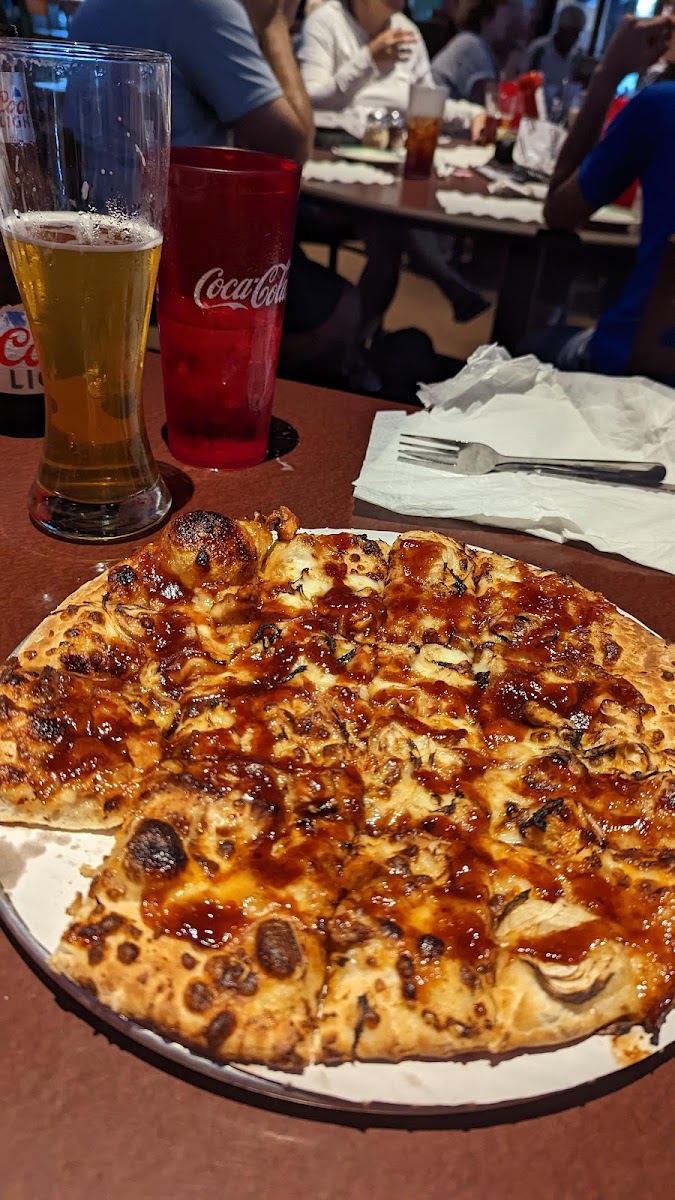 Milano's Pizza, Subs & Taps (Beavercreek)-10
