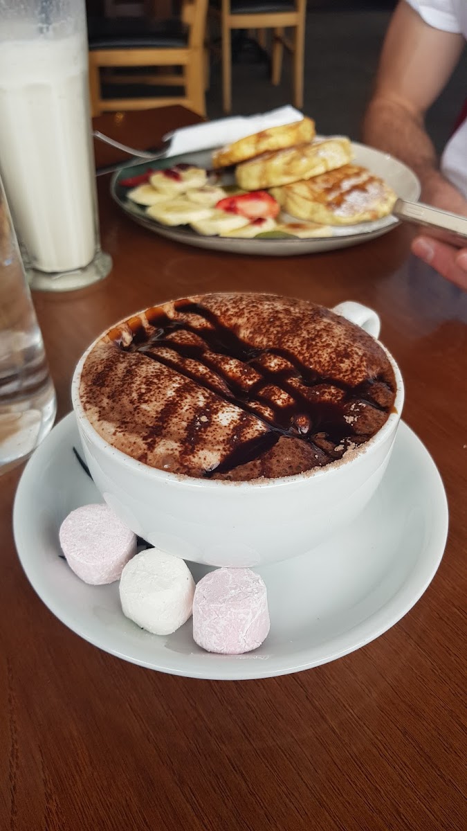 Milieu Cafe-8