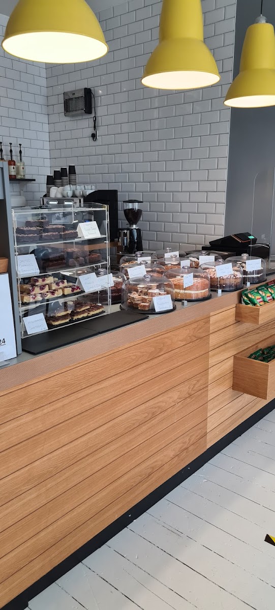 Milton Perk Coffee House-10