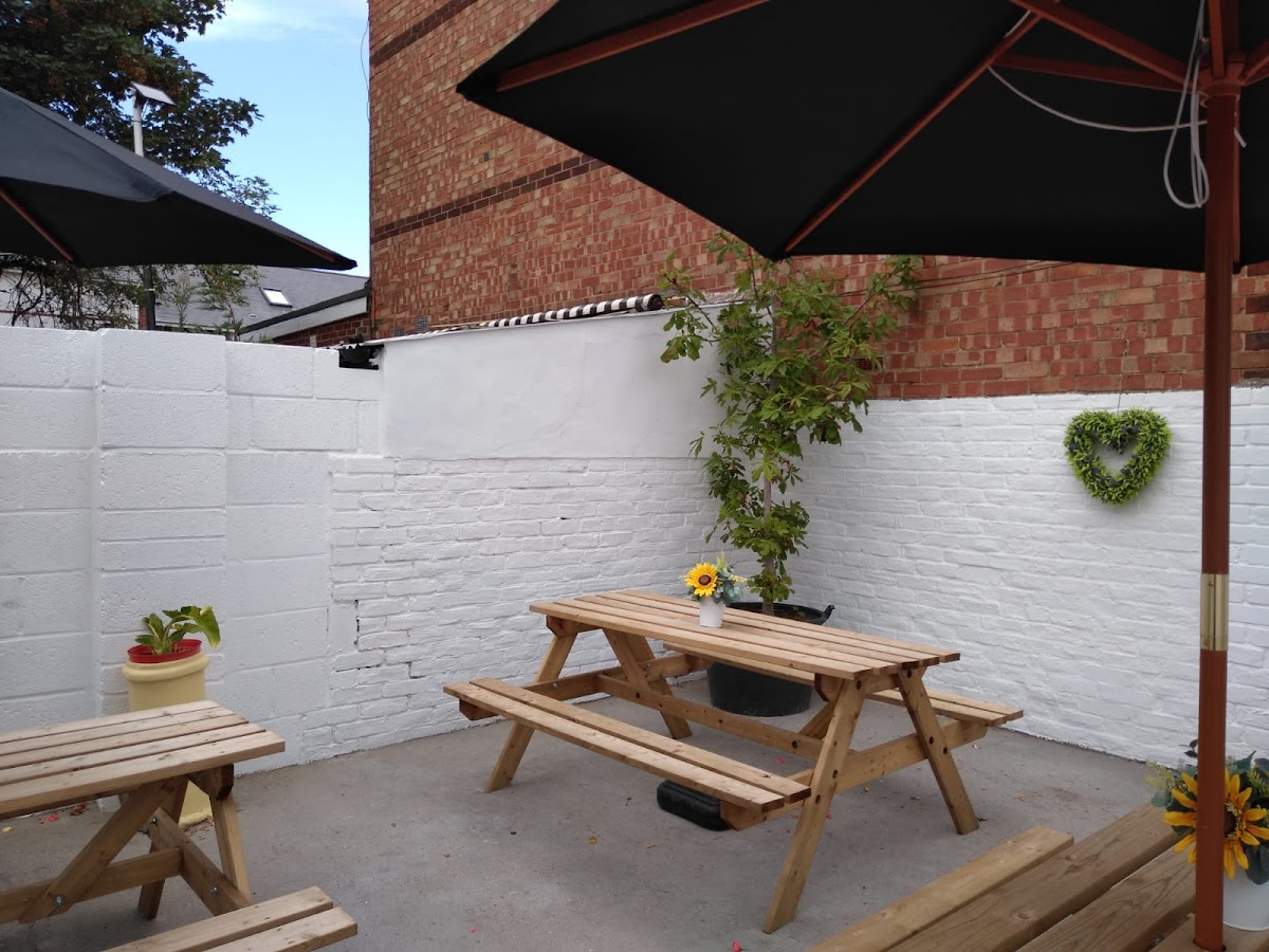 Milton Perk Coffee House-4