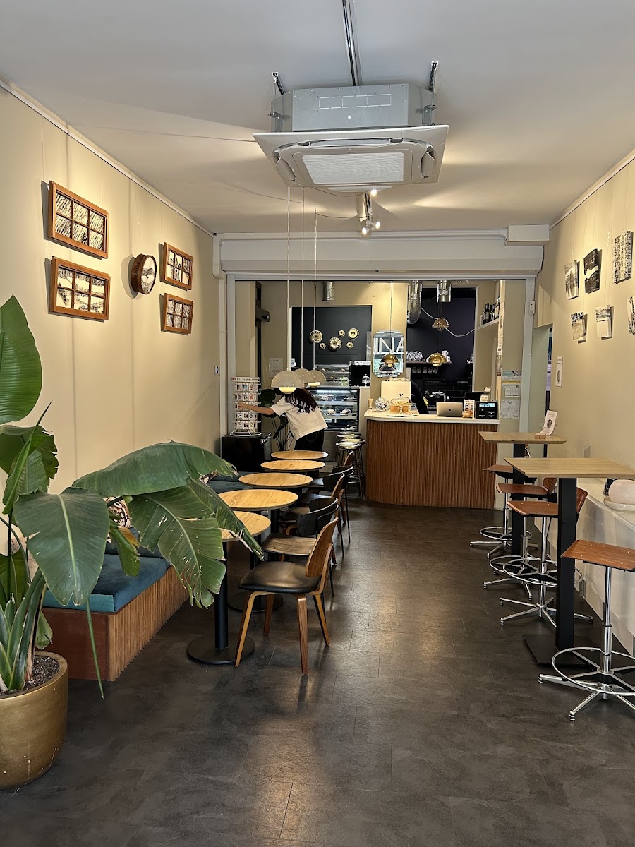 Mina Gallery & Cafe-10
