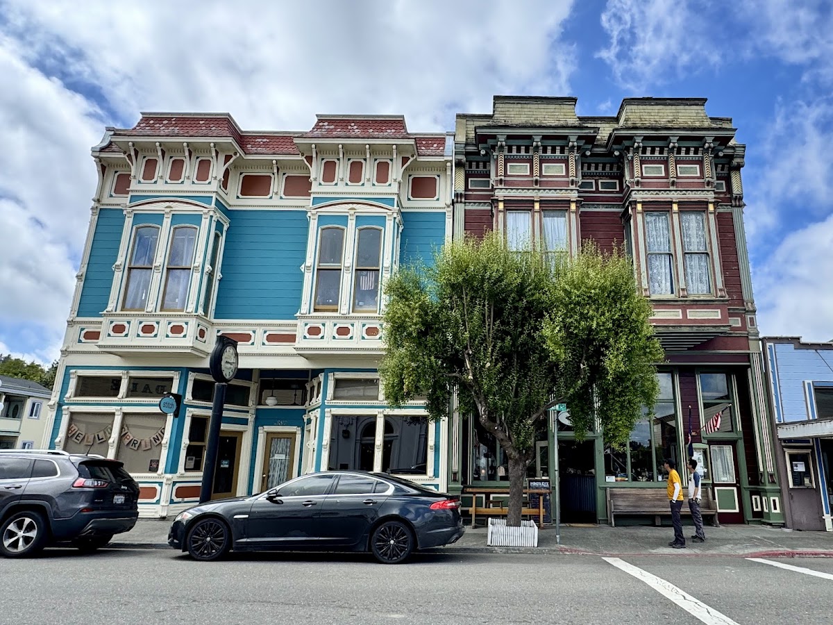 Mind's Eye Manufactory & Coffee Lounge-4