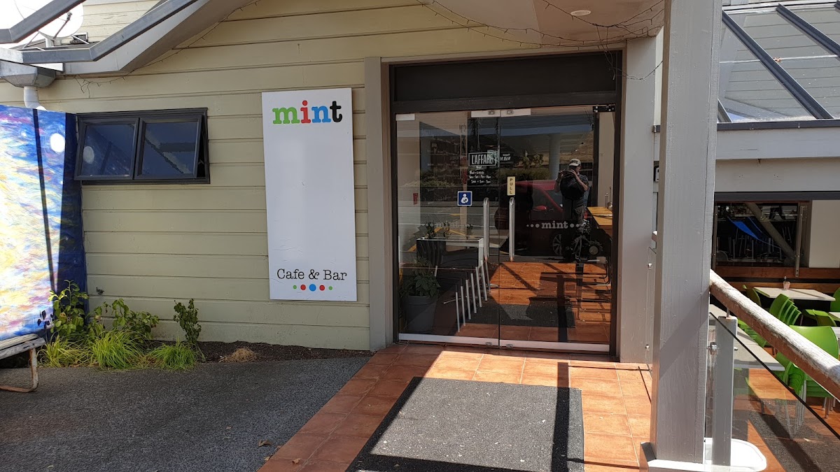 Mint Cafe & Bar