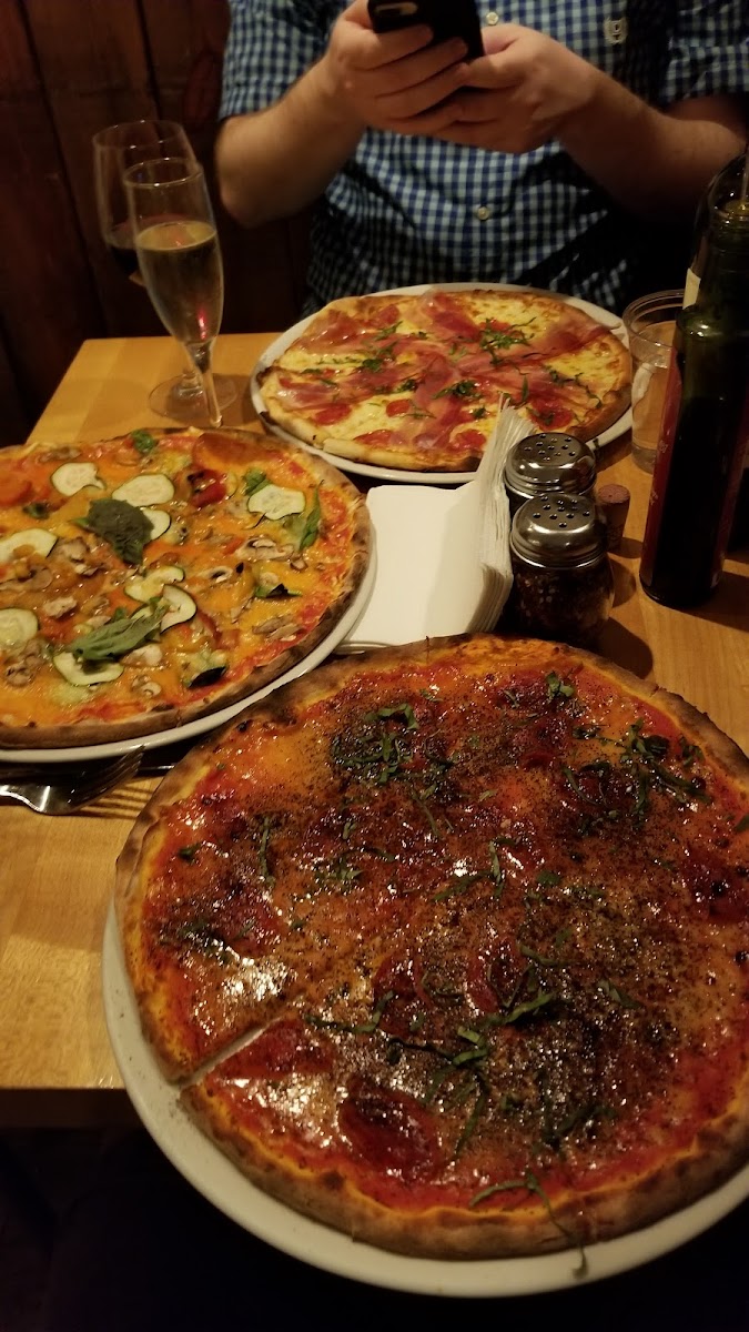 Mister O1 Extraordinary Pizza - South Beach-9