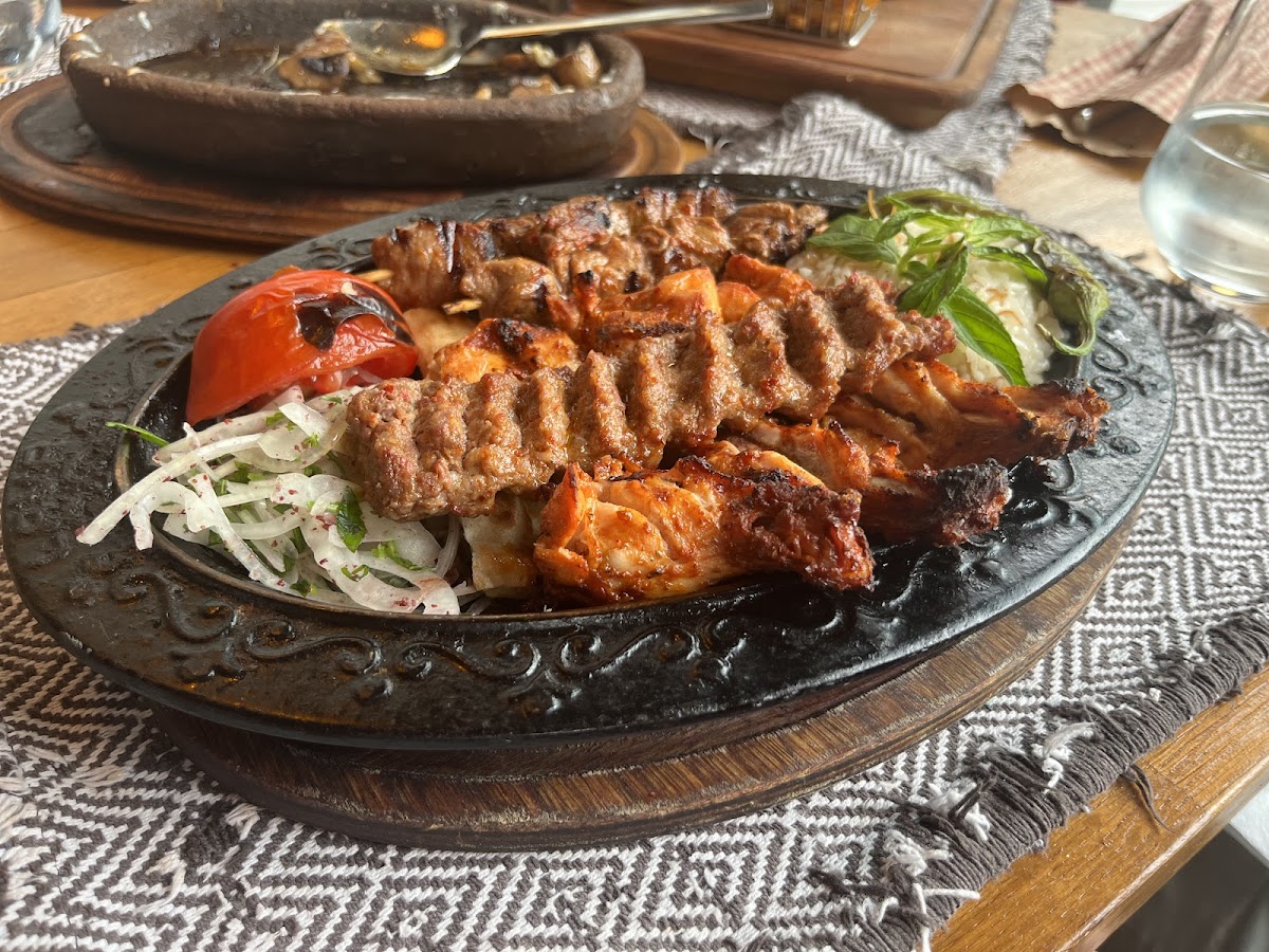Mivan Restaurant & Cafe-8