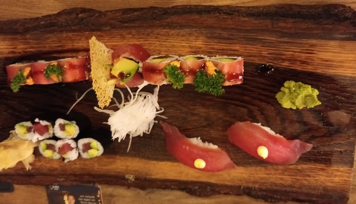 Miyu - Finest Sushi & Asian Cuisine - Koln-4