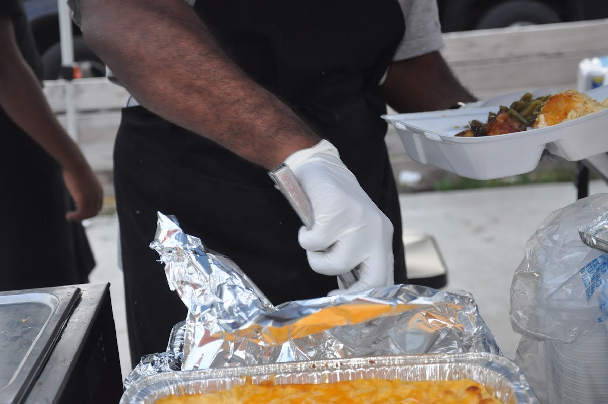 Mj's Backyard Bbq & Catering-10