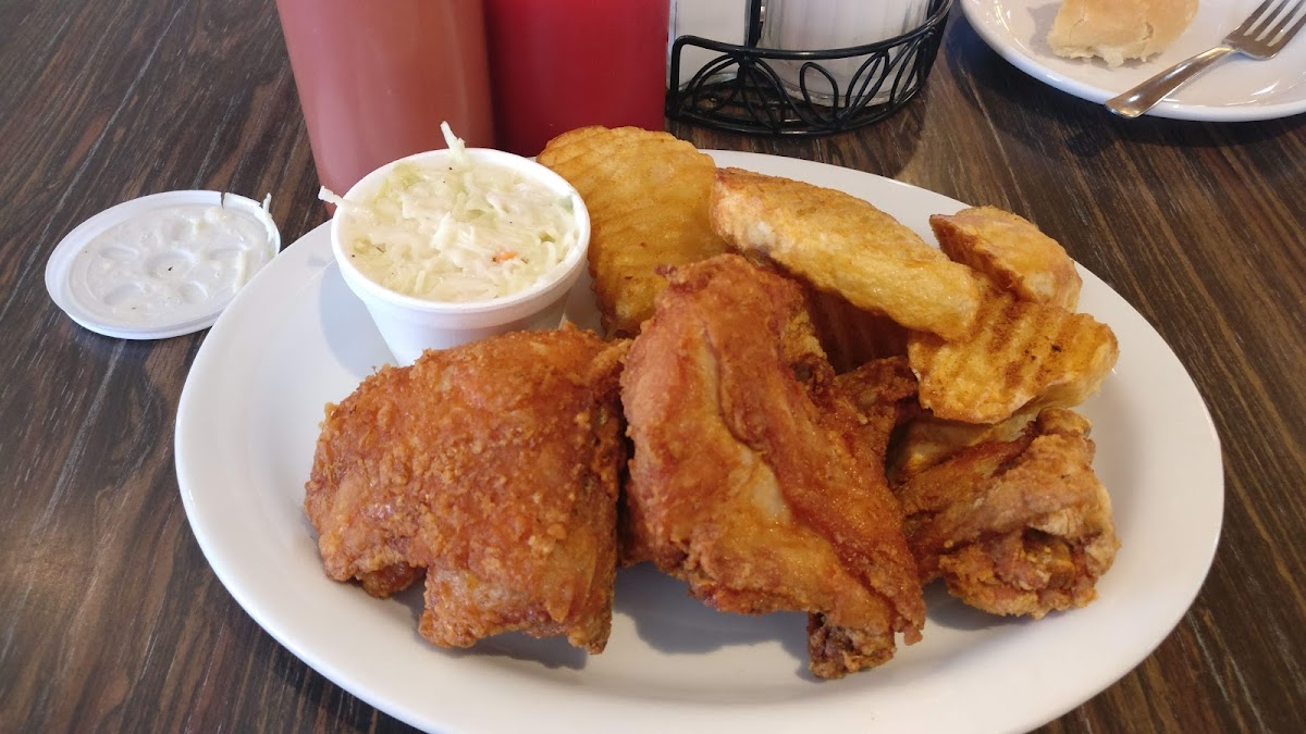 M&j's Family Restaurant-7