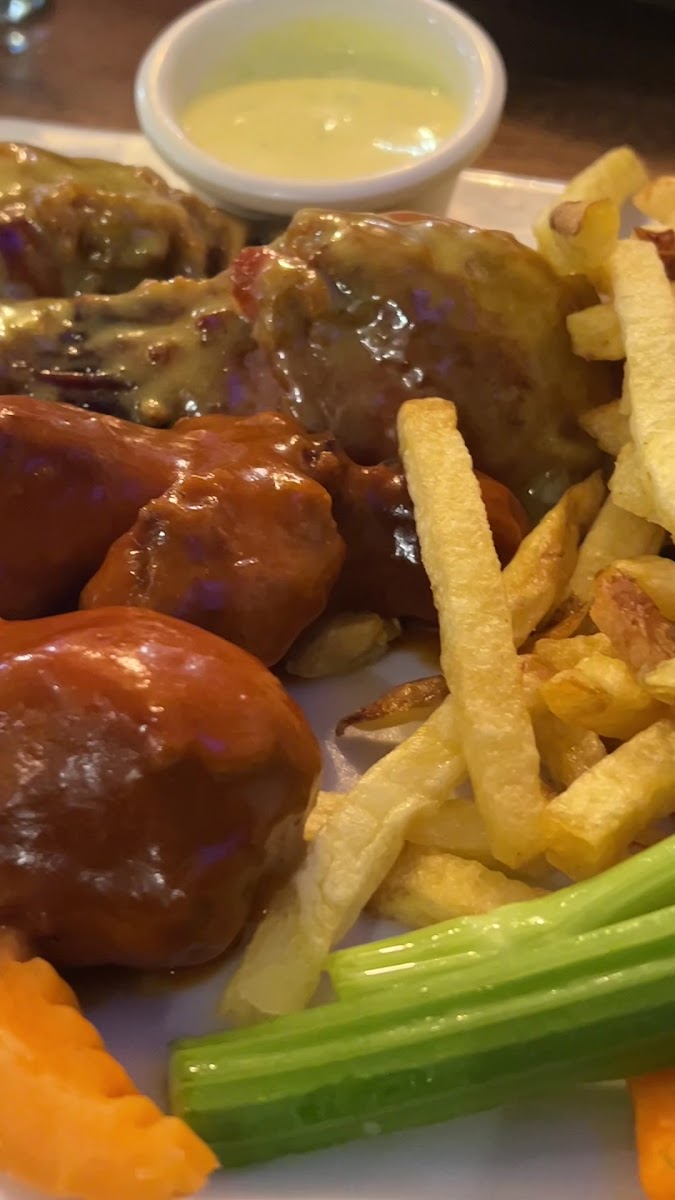 Mm Wings(Local Quis Quis)-2
