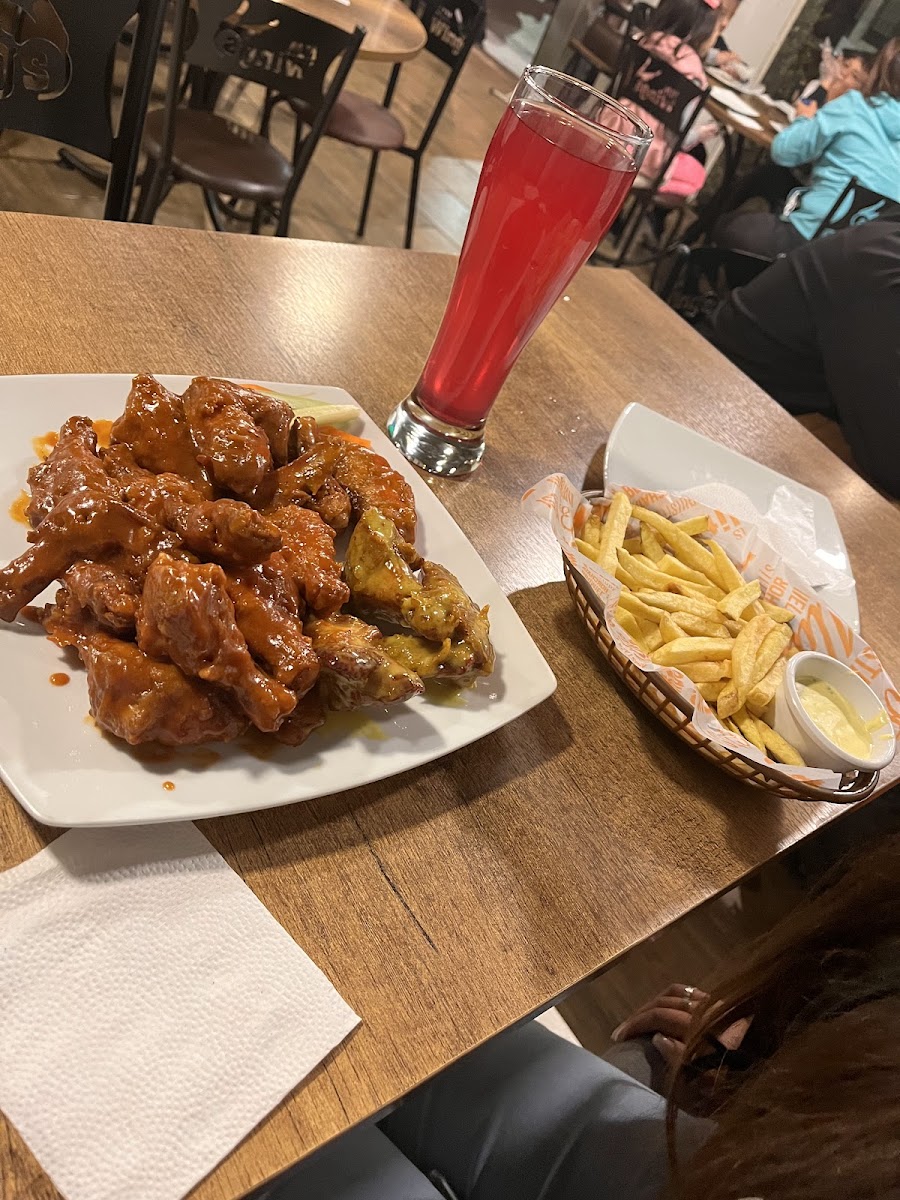 Mm Wings(Local Quis Quis)-7