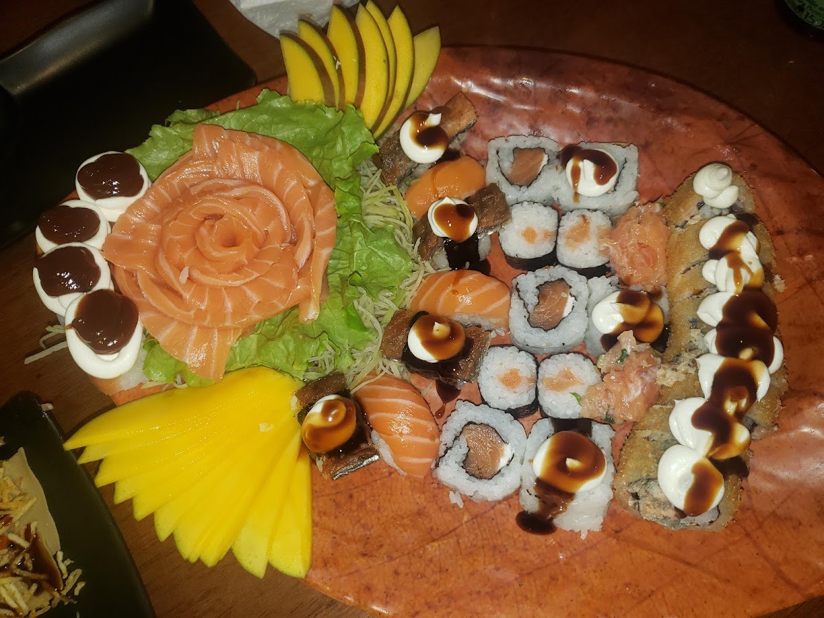 Mūn Sushi-6