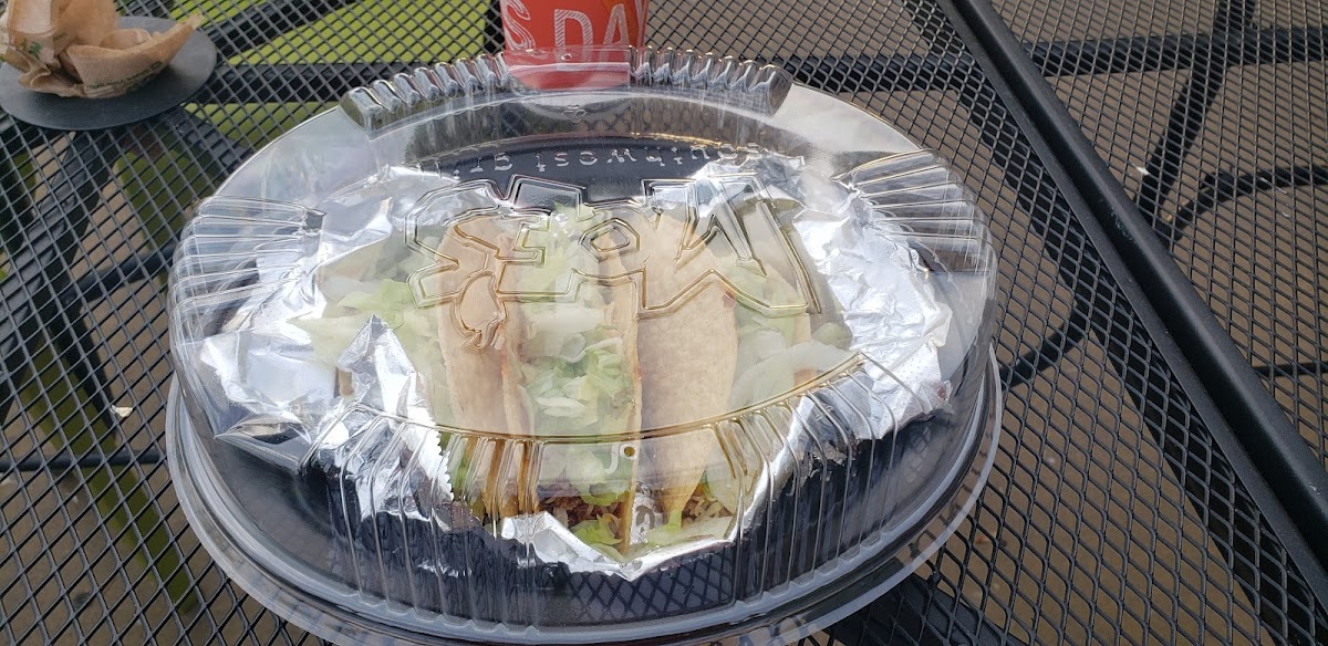 Moe's Drive Thru-9