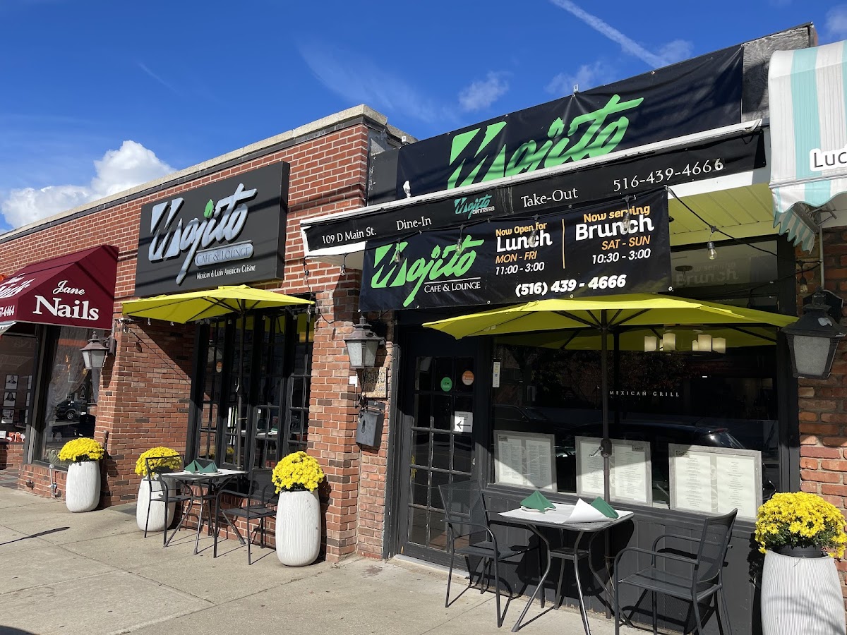 Mojito Cafe & Lounge