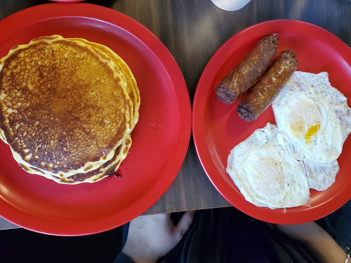Mom's Home Cafe-8