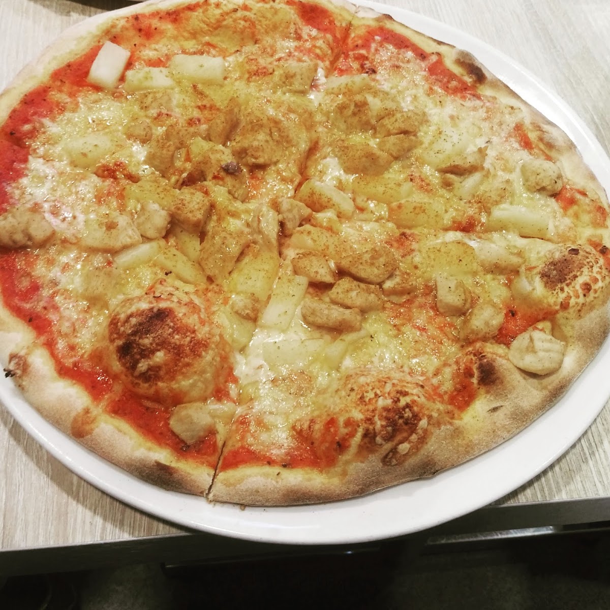 Mona Lisa Pizzeria-2