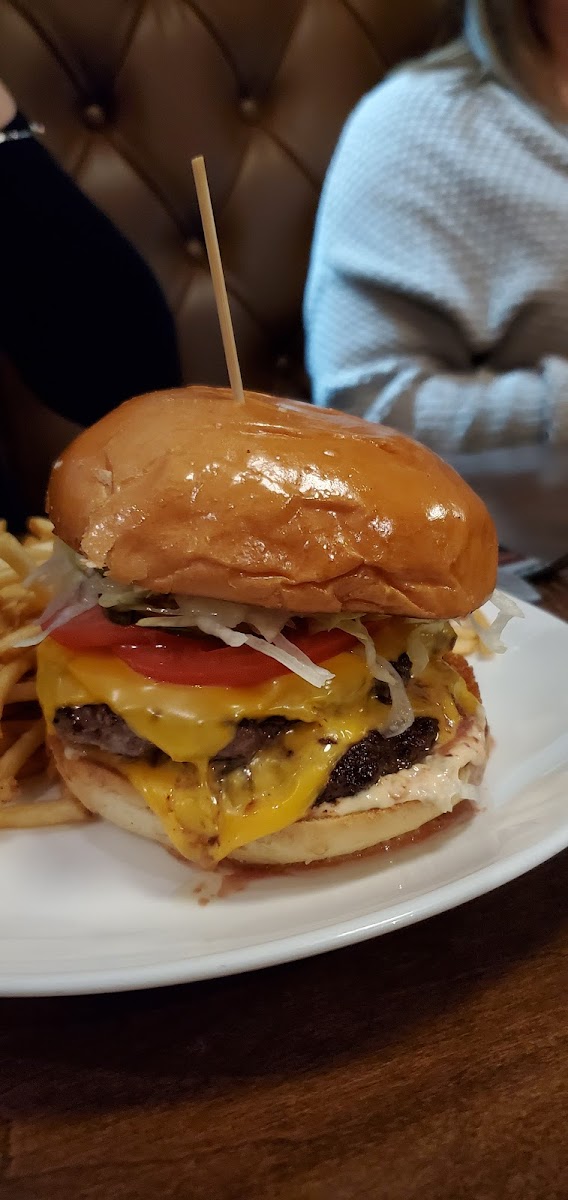 Monarch -Kitchen & Bar-5