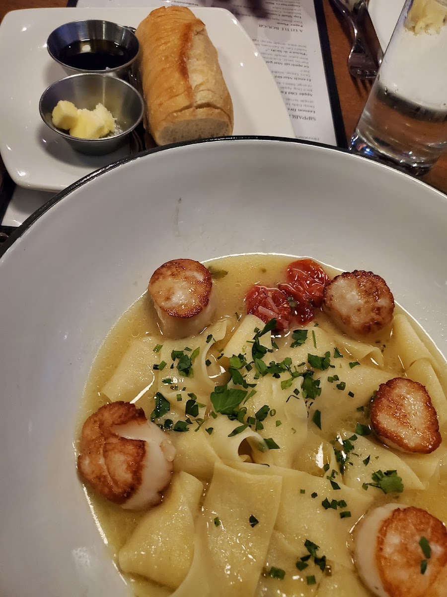 Monarch -Kitchen & Bar-7