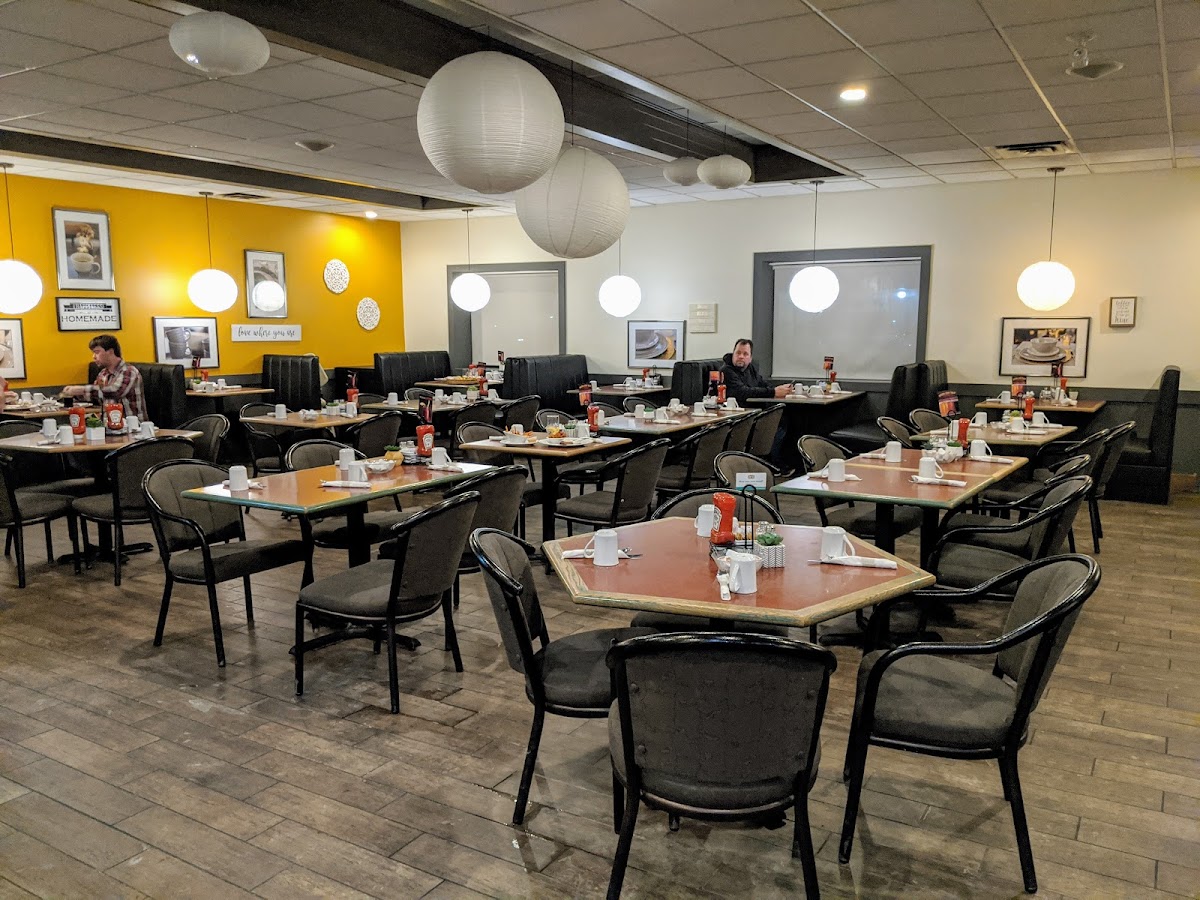 Monica’S Family Restaurant